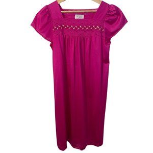 Vintage Vanity Fair Embroidered Lace Nylon Square Neck Nightgown Women S Pink